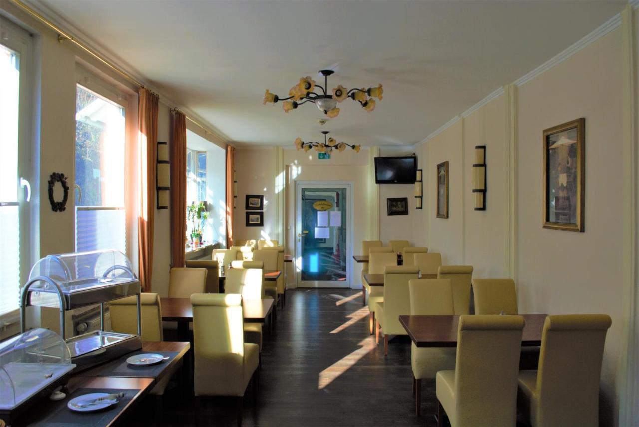 Hotel Am Bahnhof Weilburg Eksteriør billede