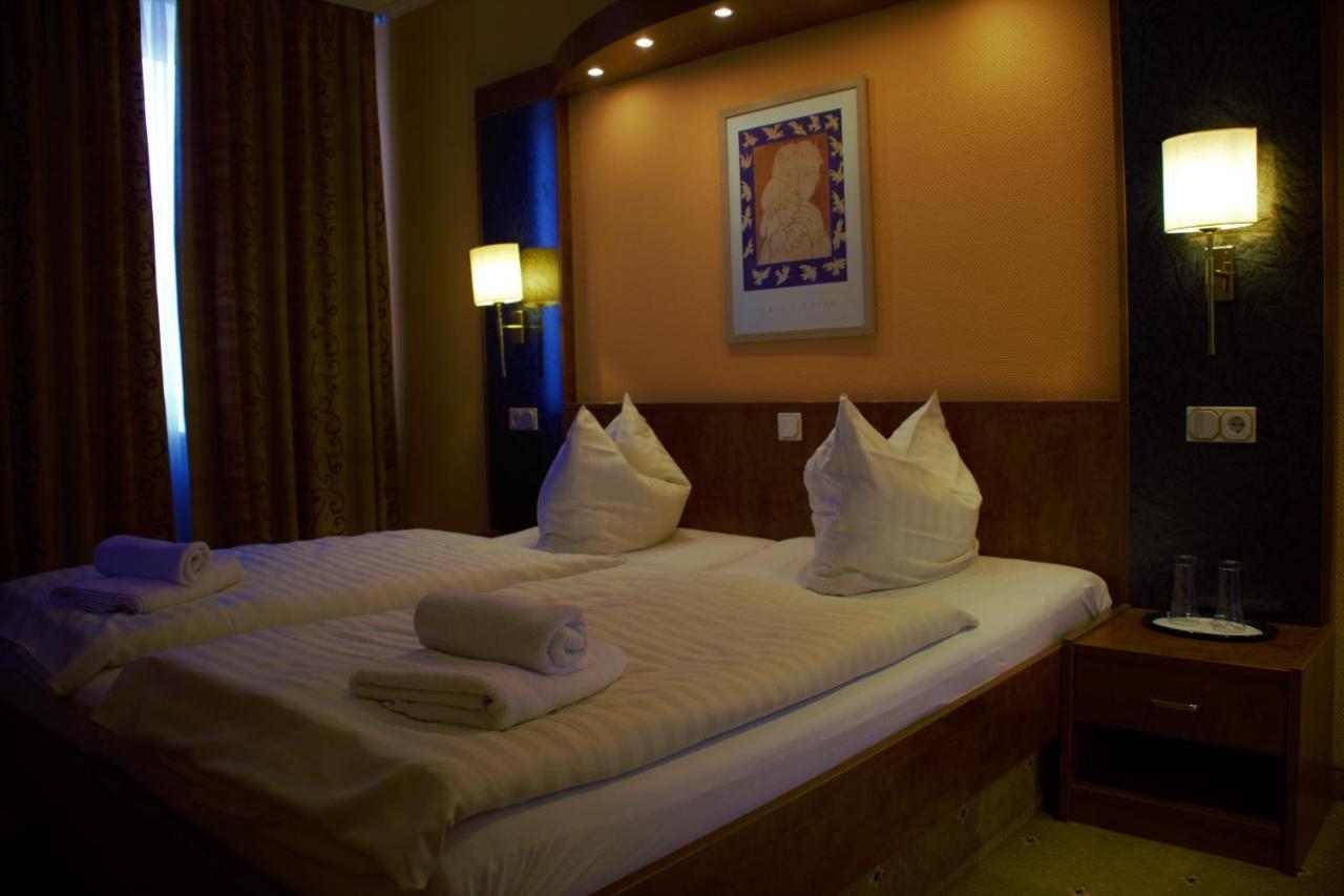 Hotel Am Bahnhof Weilburg Eksteriør billede