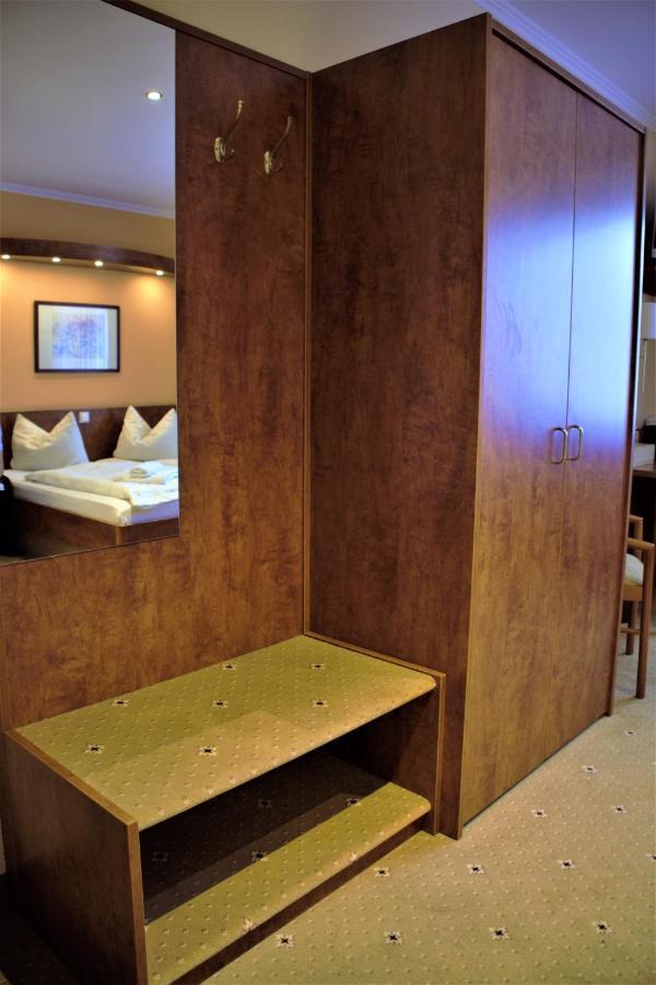 Hotel Am Bahnhof Weilburg Eksteriør billede