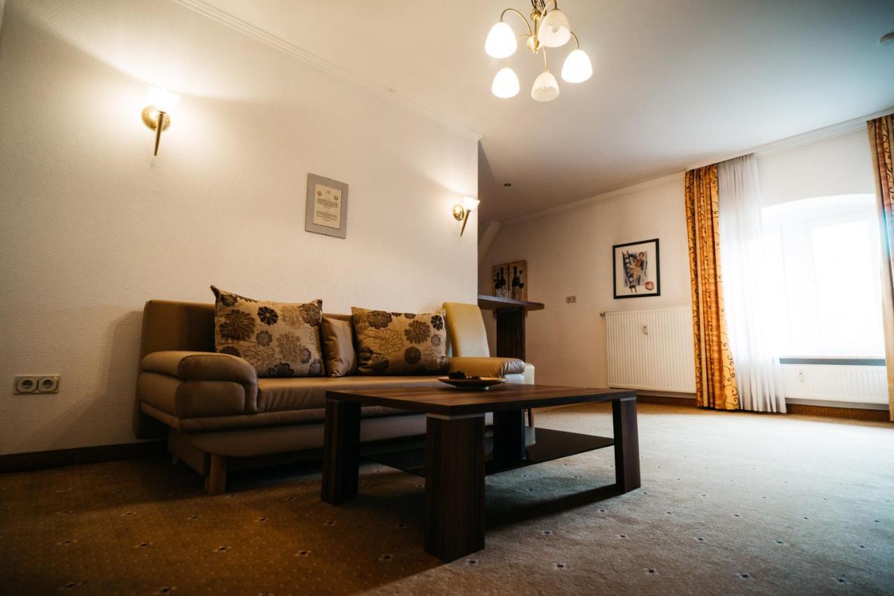 Hotel Am Bahnhof Weilburg Eksteriør billede